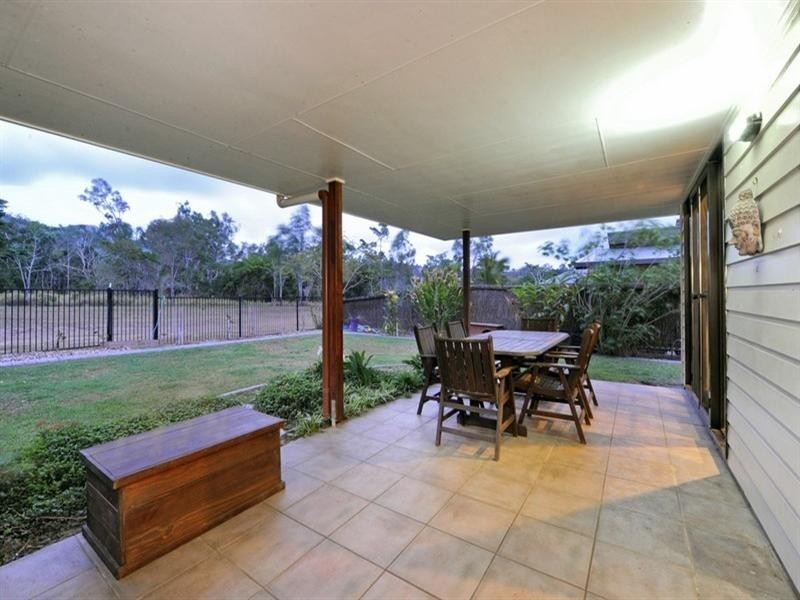 92 Abell Road, Cannonvale QLD 4802