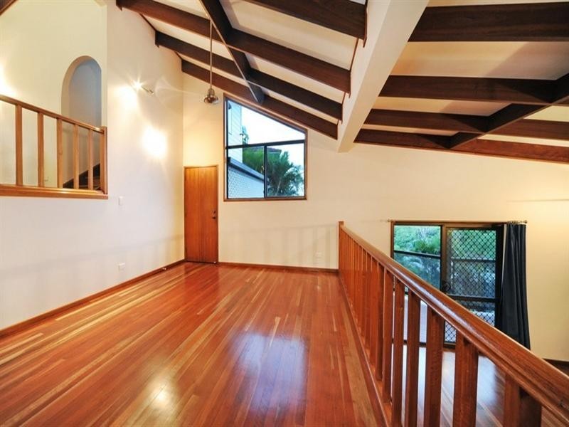 7 Kara Crescent, Airlie Beach QLD 4802