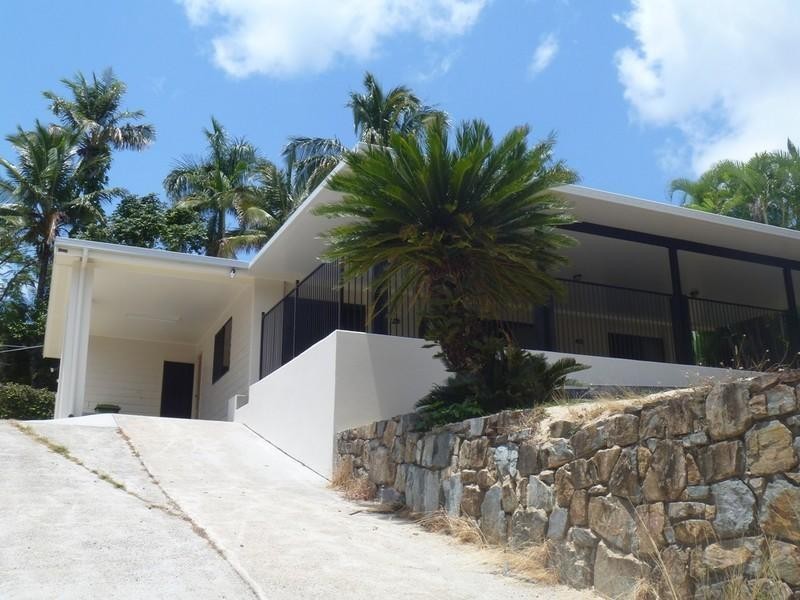 7 Adina Street, Cannonvale QLD 4802