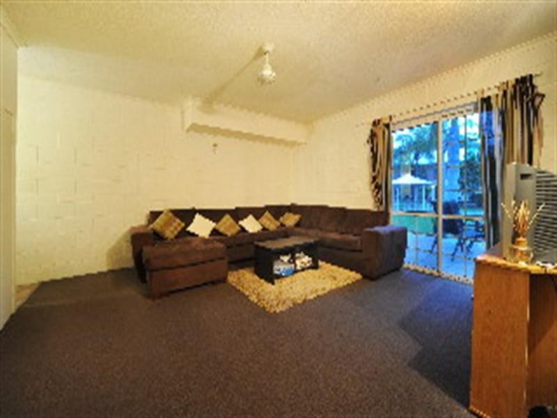 30/11 Island Drive, Cannonvale QLD 4802