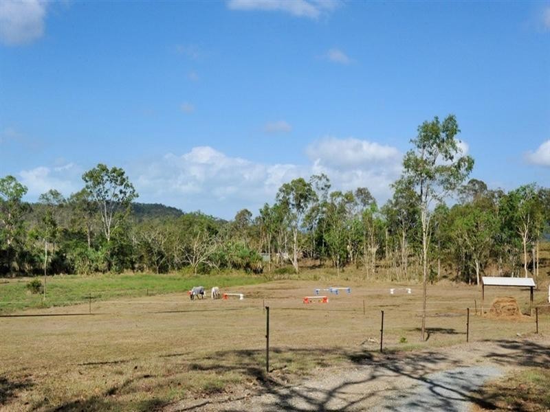 462 Sugarloaf Road, Riordanvale QLD 4800