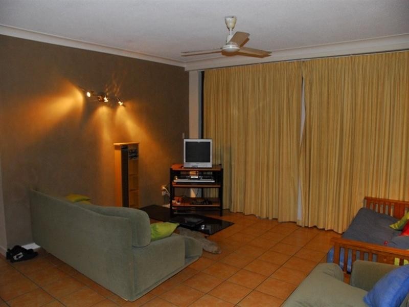 108/6 Eshelby Drive, Cannonvale QLD 4802