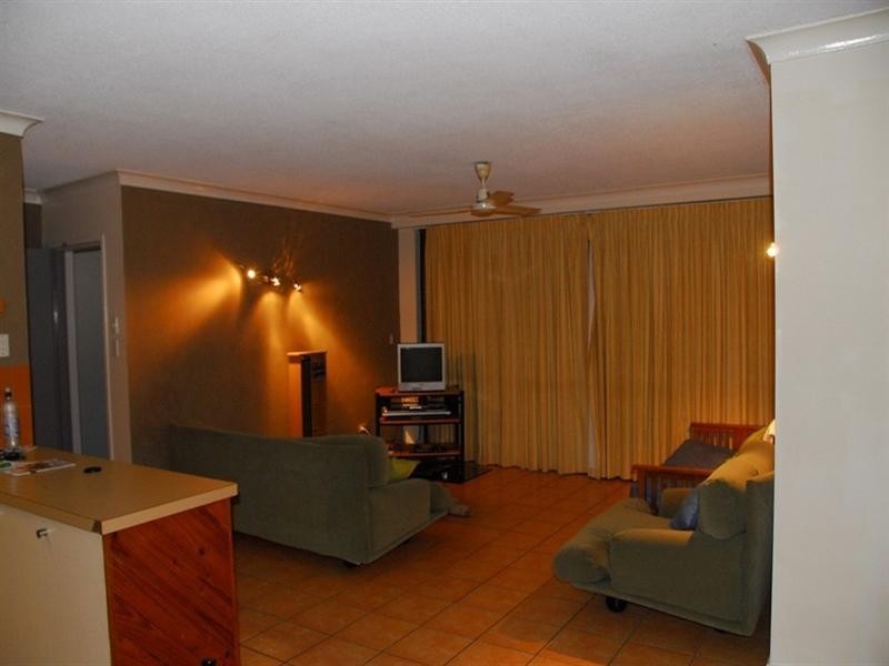 108/6 Eshelby Drive, Cannonvale QLD 4802