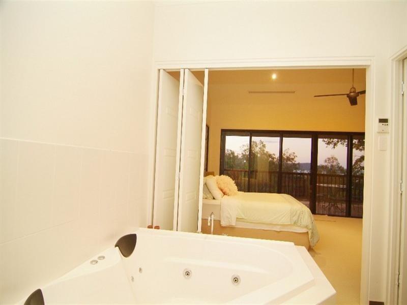 38 Eshelby Drive, Cannonvale QLD 4802