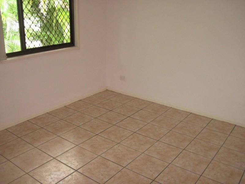 1 Grace Avenue, Cannonvale QLD 4802