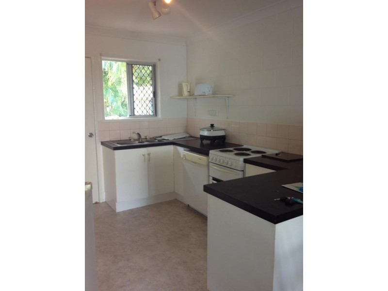 18/28 Island Drive, Cannonvale QLD 4802