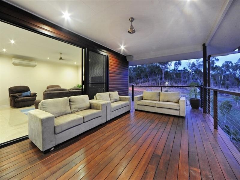 5 Scenic Ridge Drive, Cannonvale QLD 4802