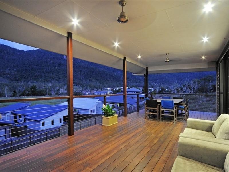 5 Scenic Ridge Drive, Cannonvale QLD 4802