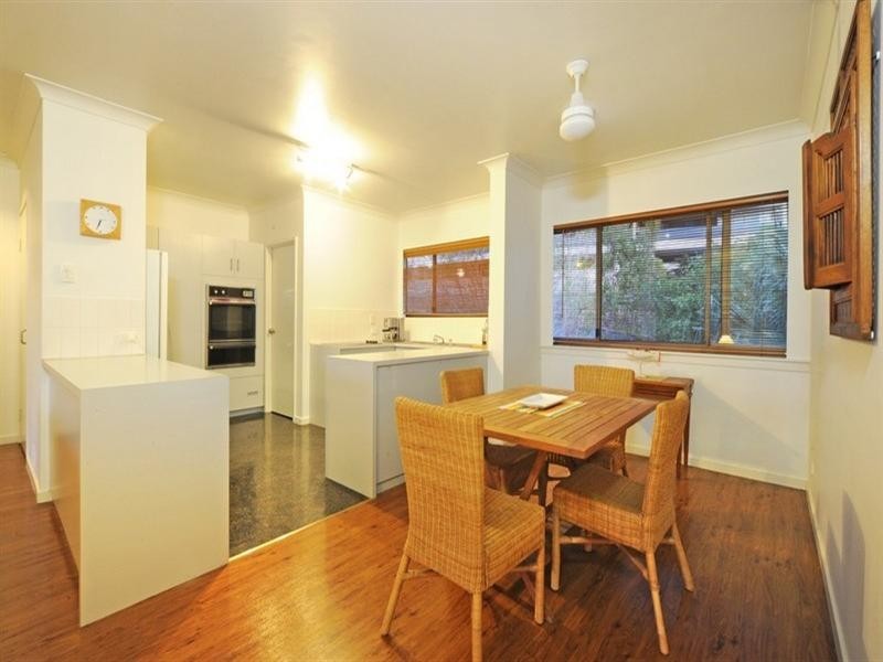 13/2 Eshelby Drive, Cannonvale QLD 4802