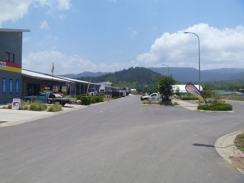 3/11 Shute Harbour Road, Cannonvale QLD 4802