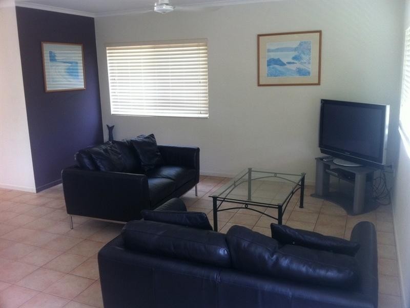 17/12 Eshelby Drive, Cannonvale QLD 4802