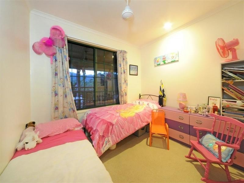 1 Sandpiper Crescent, Jubilee Pocket QLD 4802