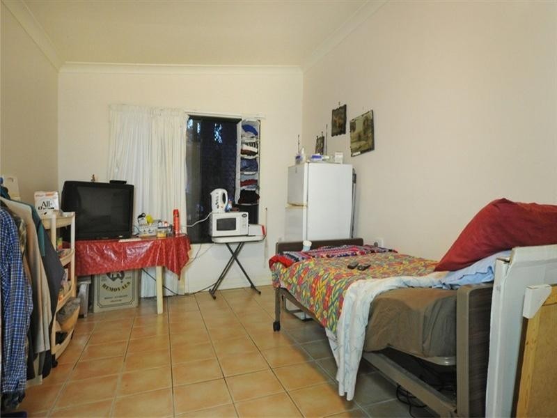 1 Sandpiper Crescent, Jubilee Pocket QLD 4802