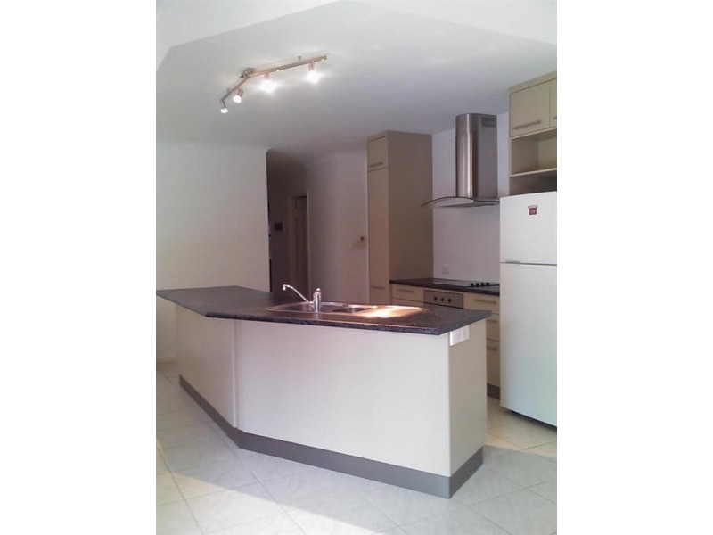 1/11 Maeva Street, Jubilee Pocket QLD 4802