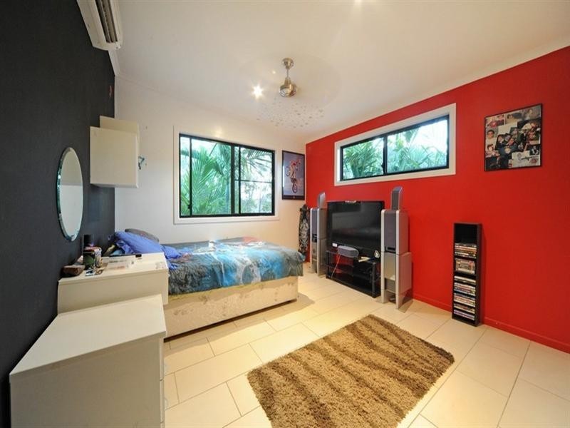 39 Parkland Drive, Cannonvale QLD 4802