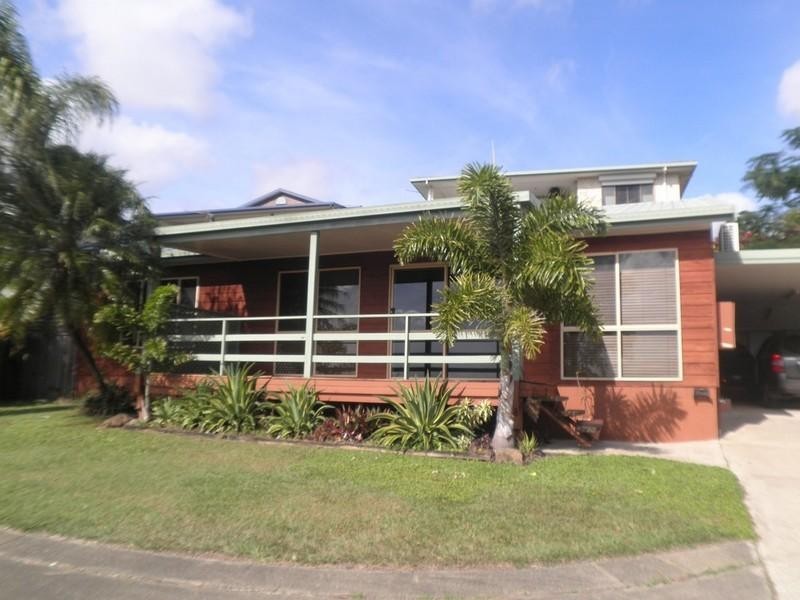 5 Katoota Court, Cannonvale QLD 4802