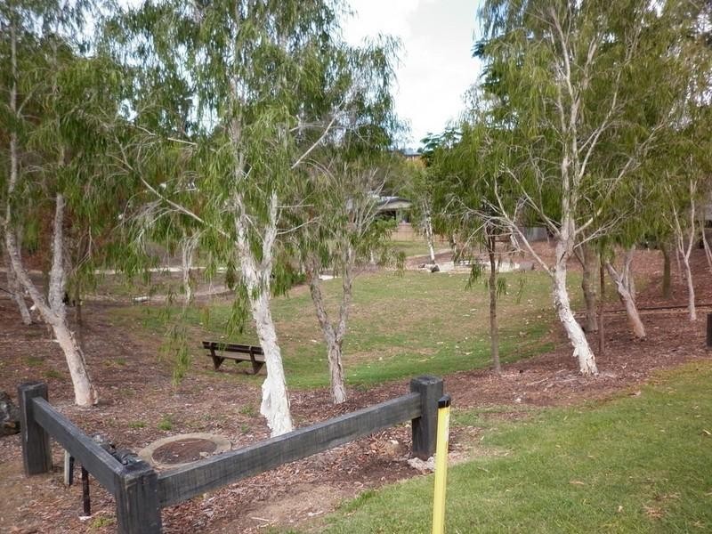 10 Rainbow Place, Jubilee Pocket QLD 4802