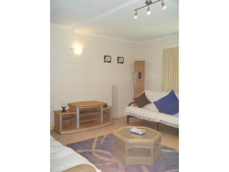 55/3 Eshelby Drive, Cannonvale QLD 4802