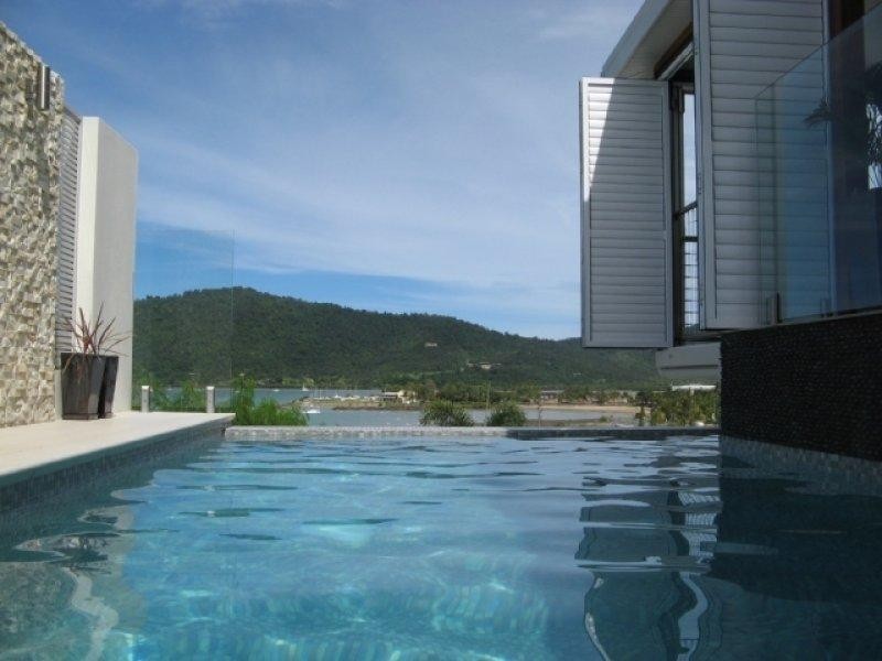 7 Summit Avenue, Airlie Beach QLD 4802