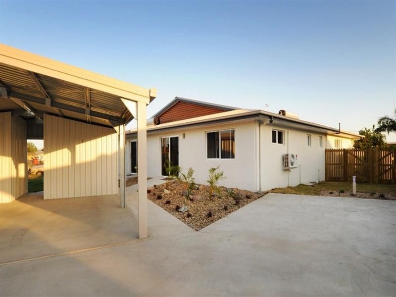 2/35 Lurline Drive, Proserpine QLD 4800