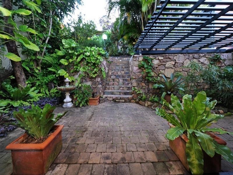 1 Stewart Drive, Cannonvale QLD 4802