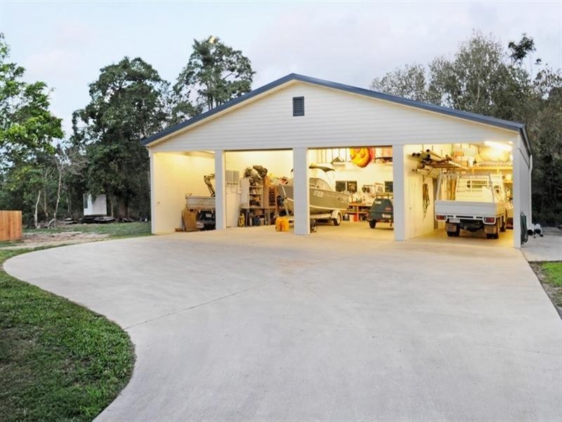 69 Stanley Drive, Cannonvale QLD 4802