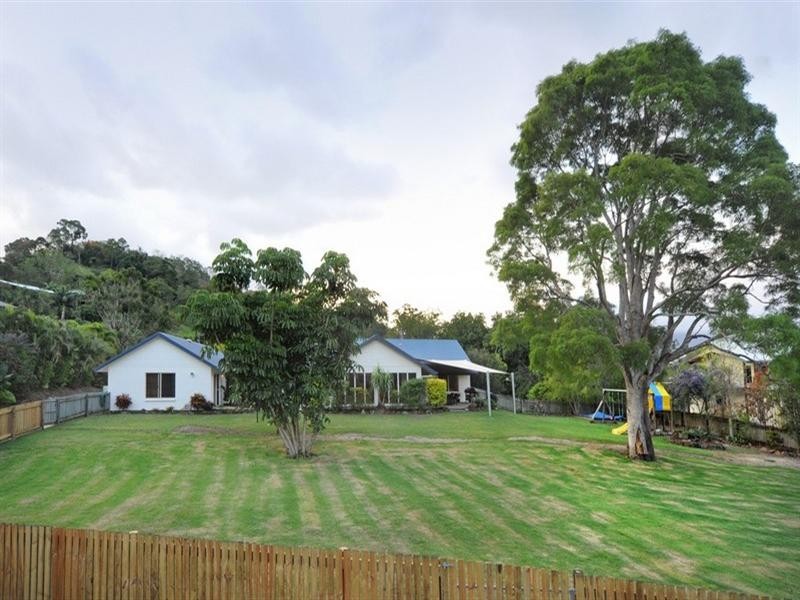 69 Stanley Drive, Cannonvale QLD 4802