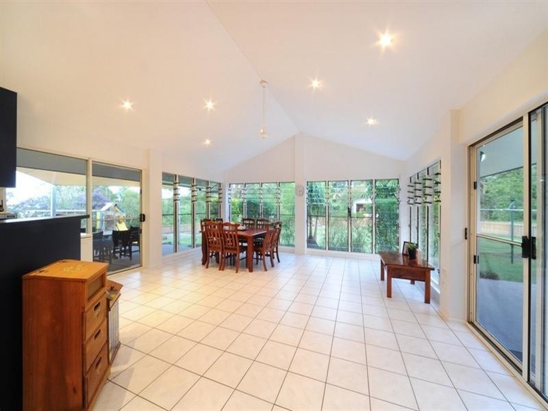 69 Stanley Drive, Cannonvale QLD 4802