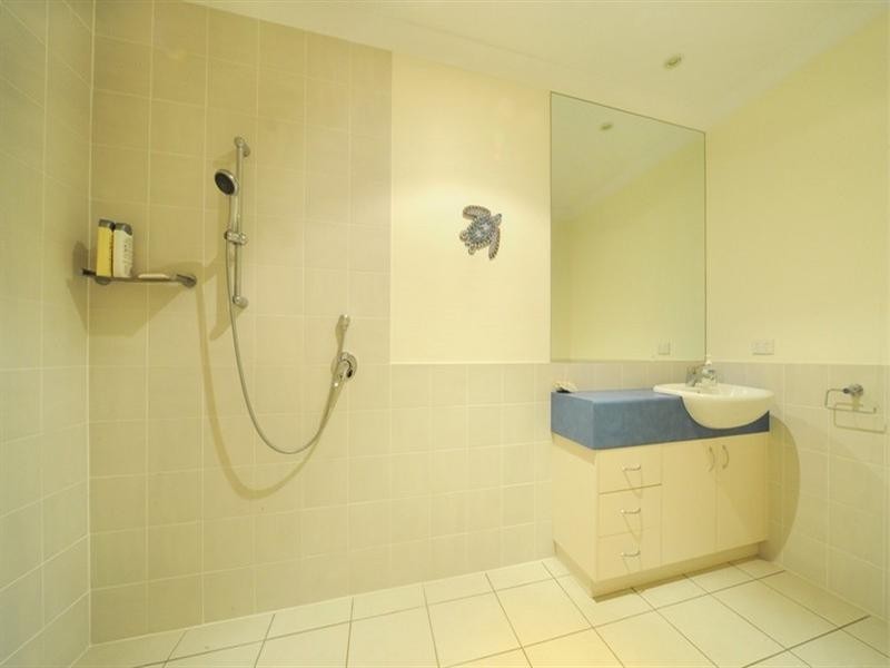 69 Stanley Drive, Cannonvale QLD 4802