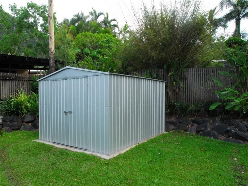 32 Tropic Road, Cannonvale QLD 4802