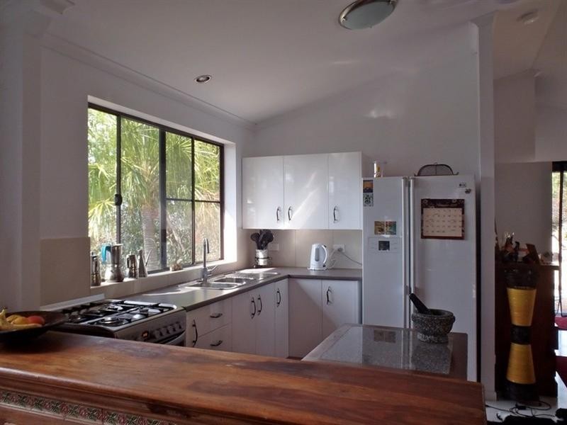 126 Parkland Drive, Cannonvale QLD 4802