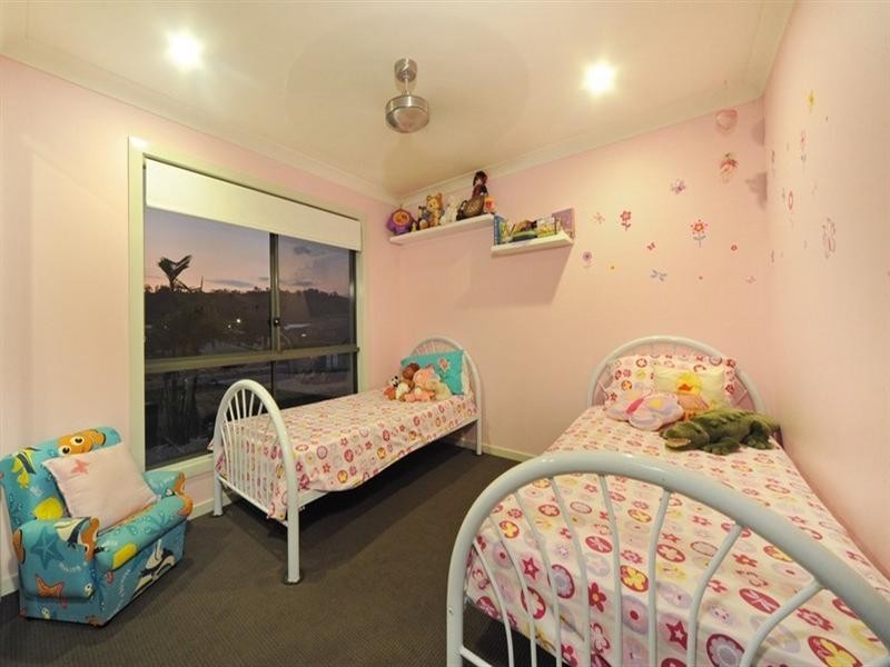 39 Endeavour Circuit, Cannonvale QLD 4802