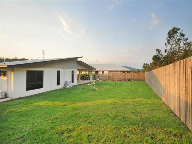 39 Endeavour Circuit, Cannonvale QLD 4802