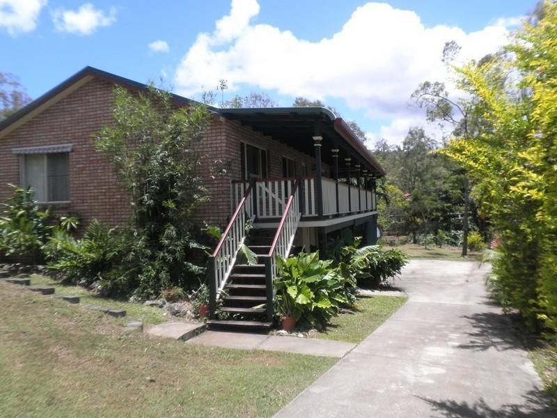 1 Cateran Close, Cannonvale QLD 4802