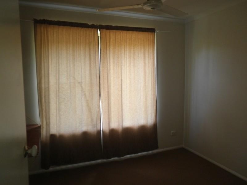 1 Cateran Close, Cannonvale QLD 4802