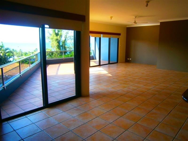 4/6 Golden Orchid Drive, Airlie Beach QLD 4802