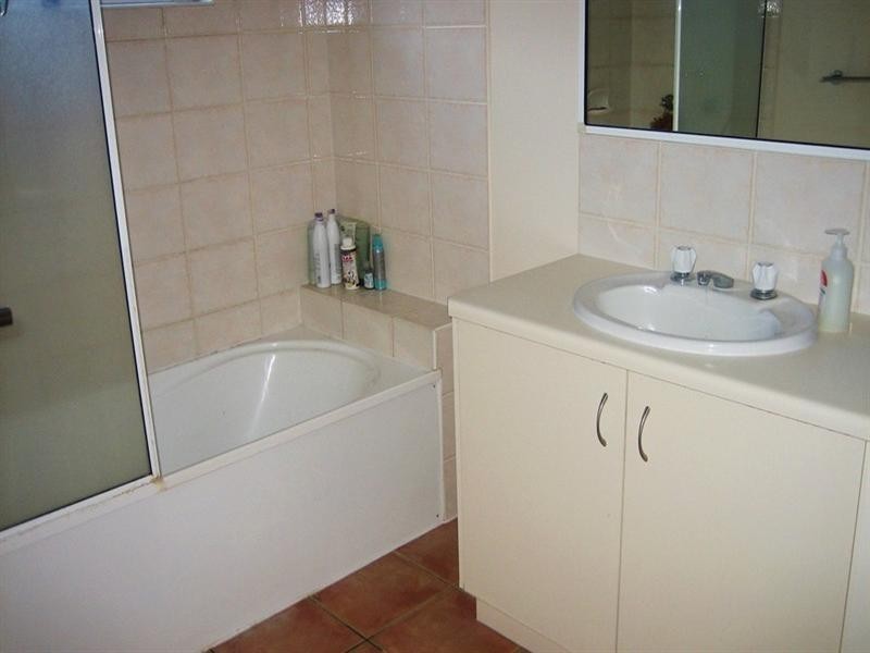 1/7 Macarthur Drive, Cannonvale QLD 4802