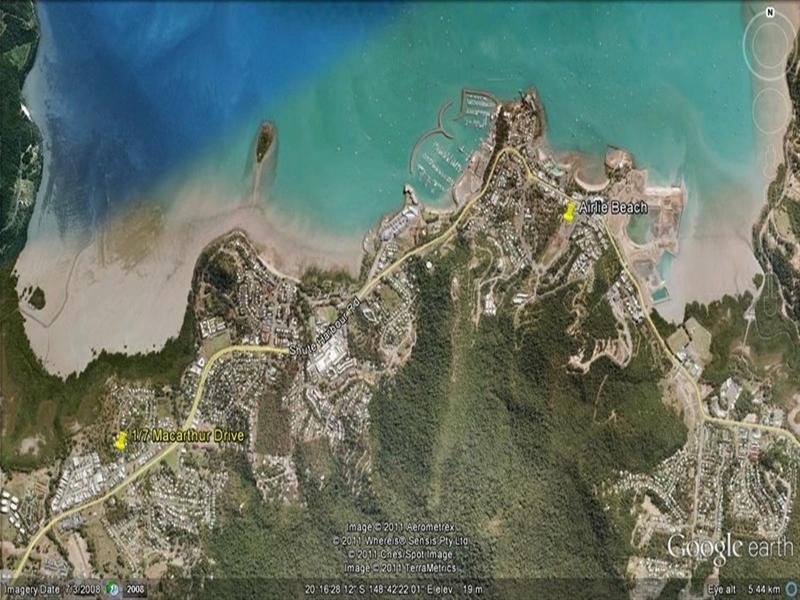 1/7 Macarthur Drive, Cannonvale QLD 4802