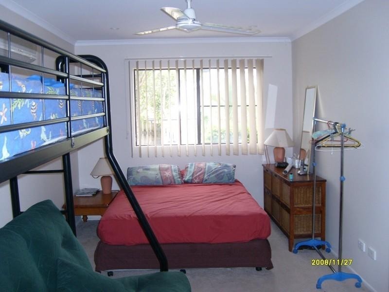 5 Wambiri Street, Cannonvale QLD 4802