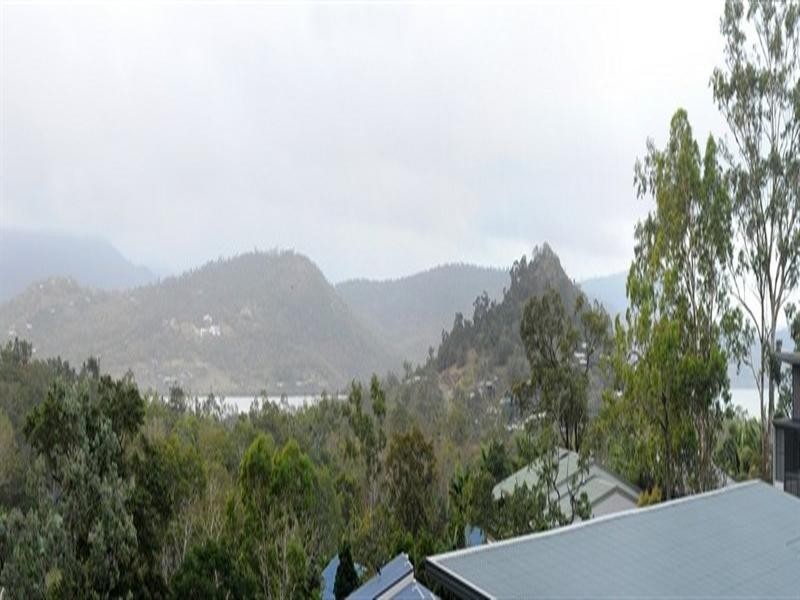 54/3 Deloraine Close, Cannonvale QLD 4802