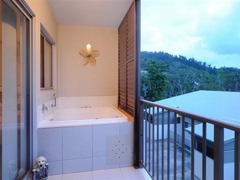 54/3 Deloraine Close, Cannonvale QLD 4802