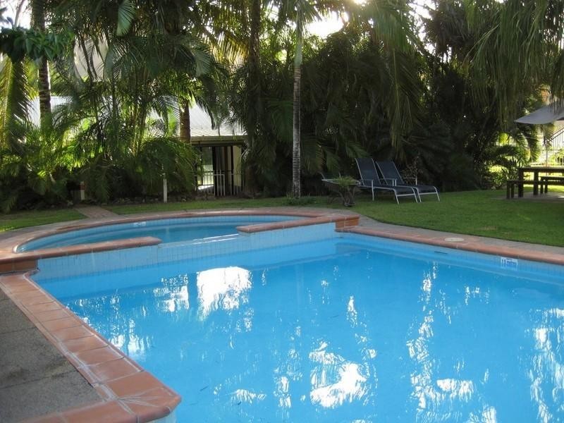 2 Erromango Drive, Jubilee Pocket QLD 4802