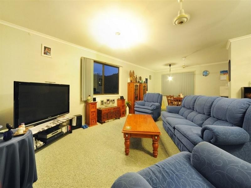 1 & 2/9 Maeva Street, Jubilee Pocket QLD 4802