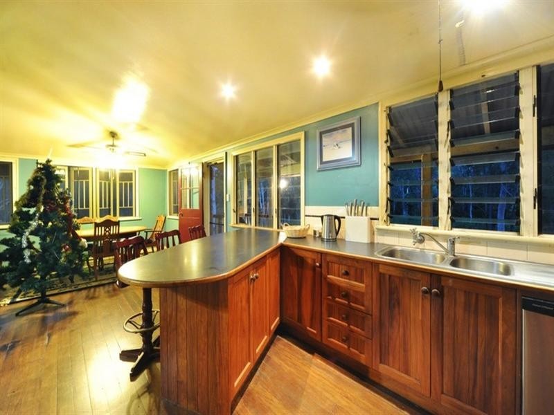 440 Paluma Road, Cannonvale QLD 4802