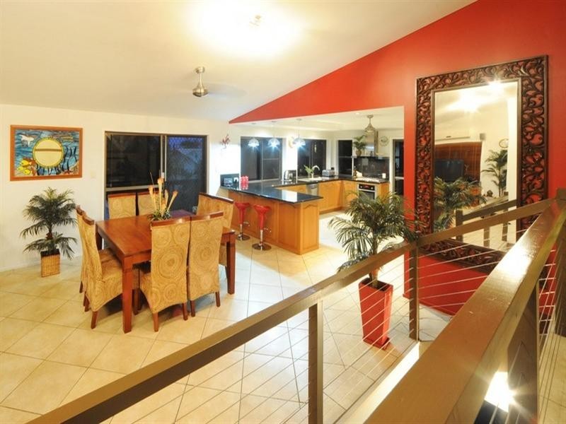 3 Woomerah Avenue, Cannonvale QLD 4802