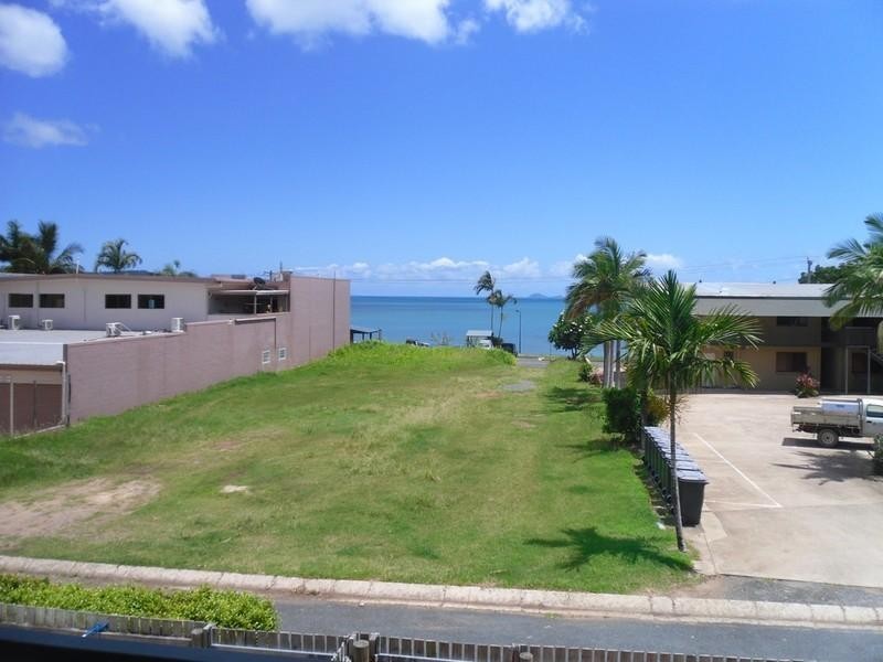 3/9 Salmon Street, Cannonvale QLD 4802