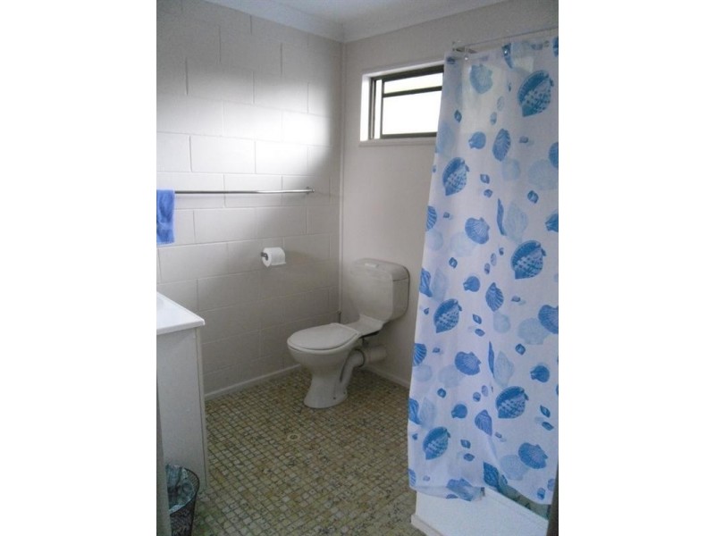 3/9 Salmon Street, Cannonvale QLD 4802