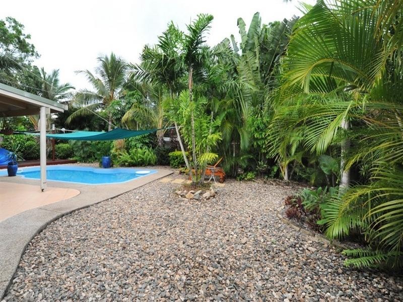 3 Grace Avenue, Cannonvale QLD 4802