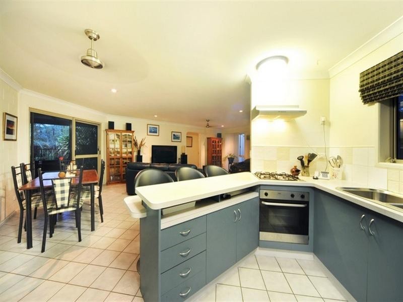 3 Grace Avenue, Cannonvale QLD 4802