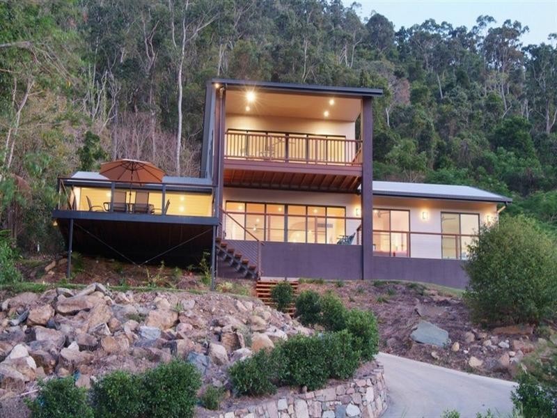 38 Eshelby Drive, Cannonvale QLD 4802